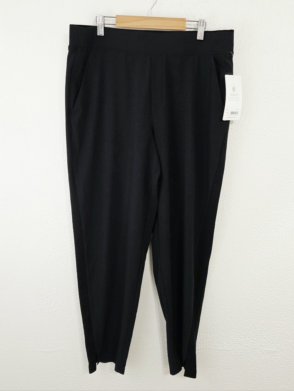 Athleta Brooklyn Mid Rise Ankle Pant Black Track Pants Athleisure Women's 14 NWT - Picture 3 of 8